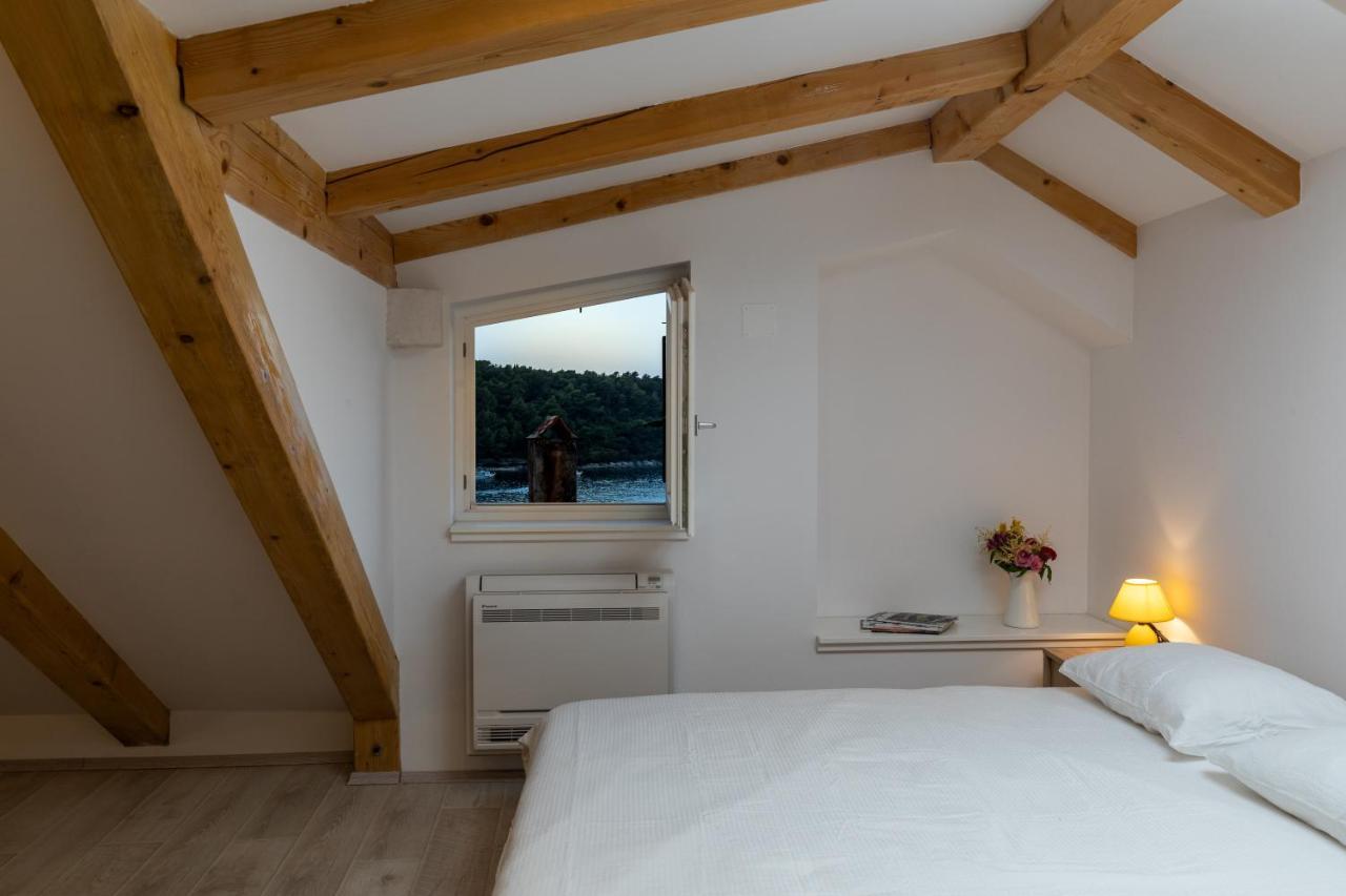 Holiday Home Anamarija ツァヴタット エクステリア 写真