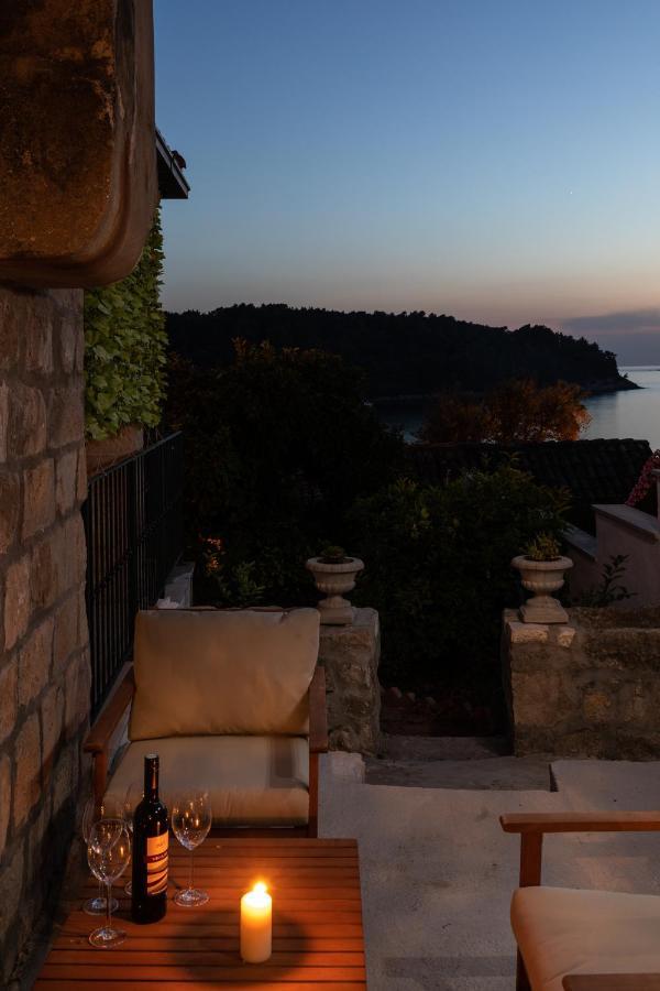 Holiday Home Anamarija ツァヴタット エクステリア 写真
